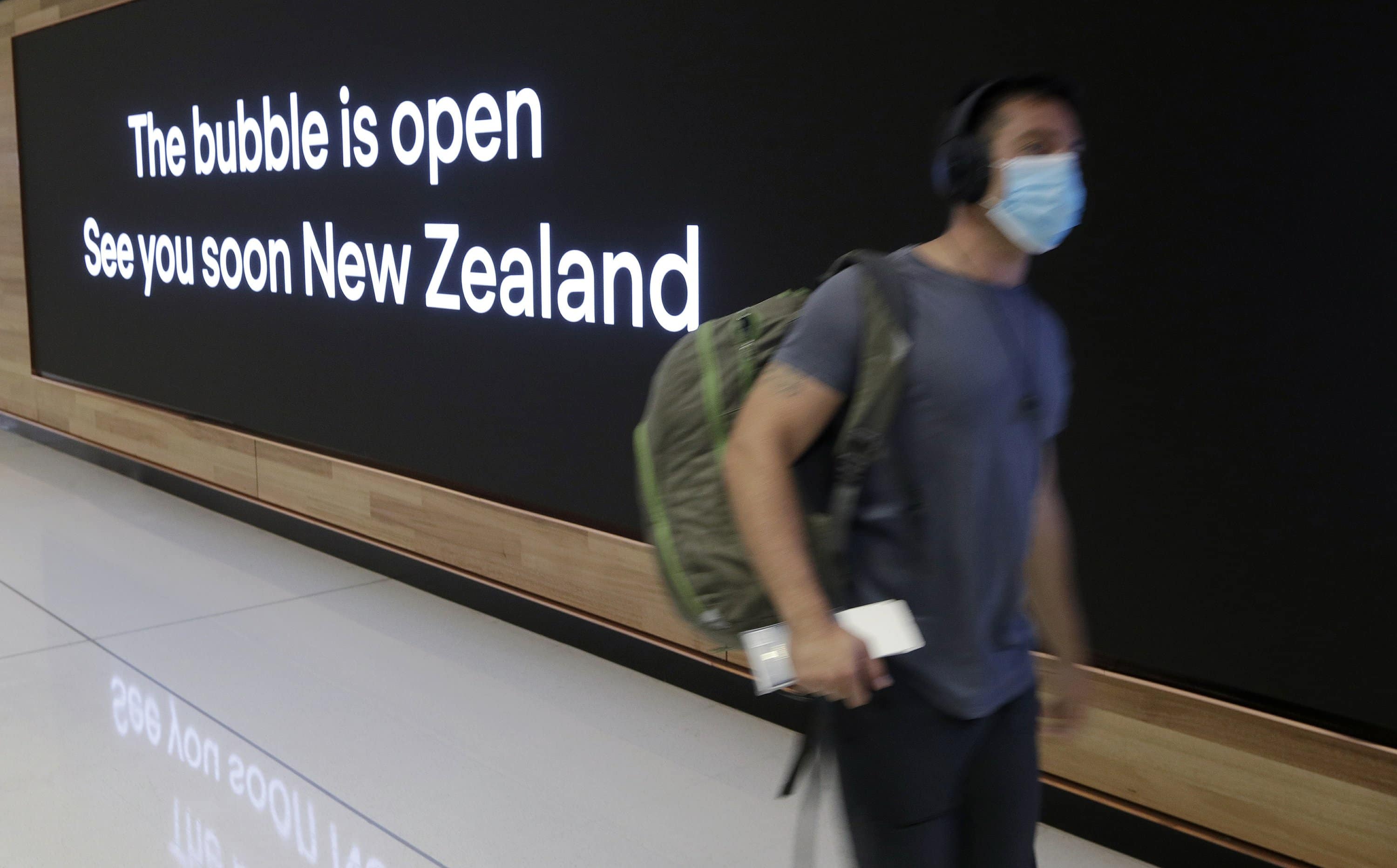مرزهای بین المللی استرالیا با پرواز استرالیا – نیوزلند باز شد
